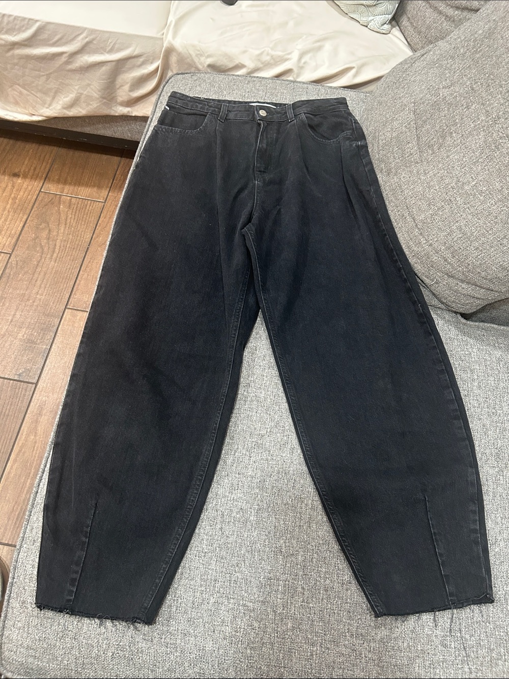 Zara Men's Black Relaxed Jeans